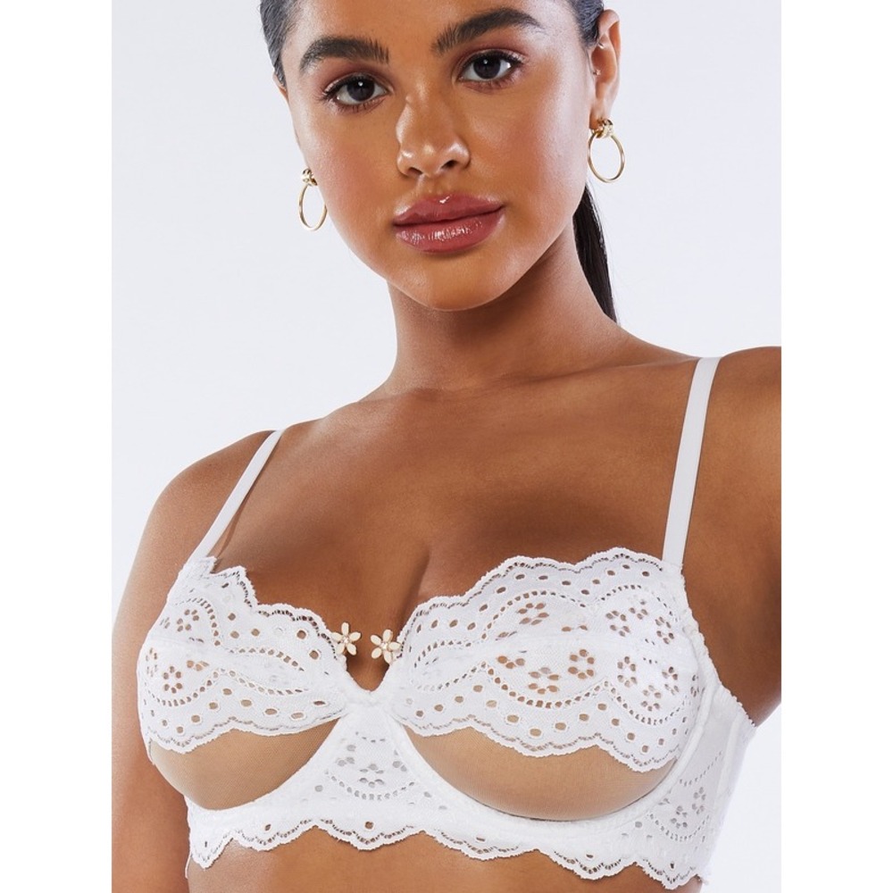 Savage X Fenty White Lace Bra